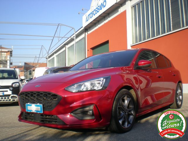 FORD Focus  pastello