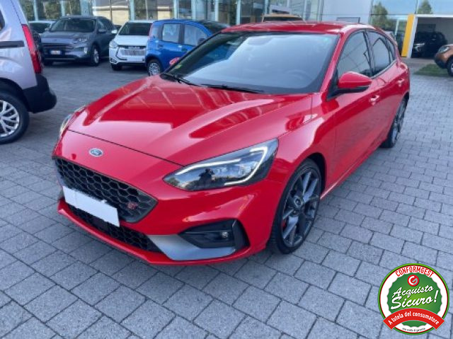 FORD Focus Rosso metallizzato