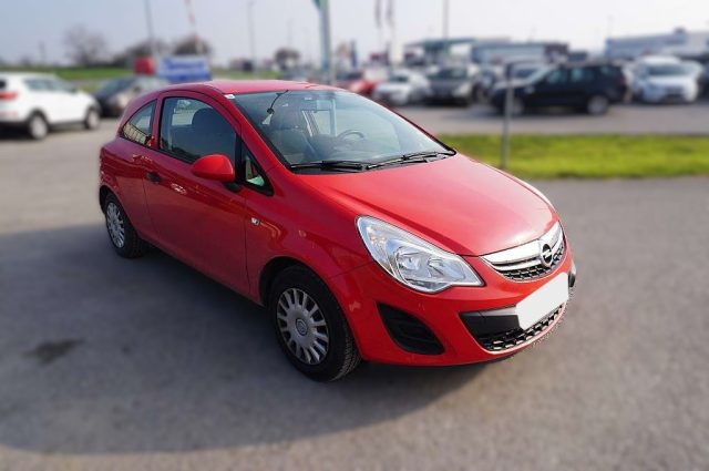OPEL Corsa Benzina/GPL 2013 usata