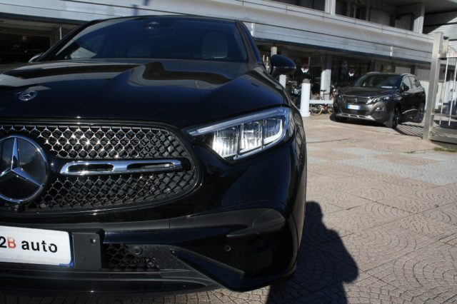 MERCEDES-BENZ GLC 300 DE HYBRID EQ 4MATIC COUPÉ AMG LI - foto 17
