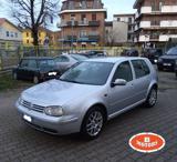 VOLKSWAGEN Golf IV 1.6 benz E4 Highline 5p