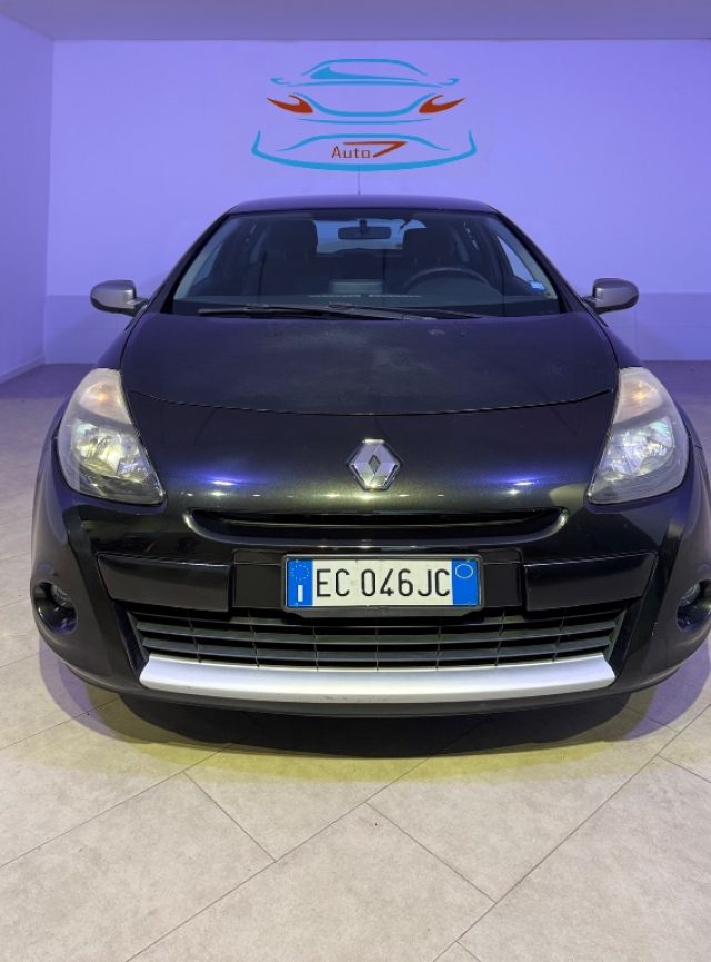 RENAULT Clio Benzina 2010 usata, Milano