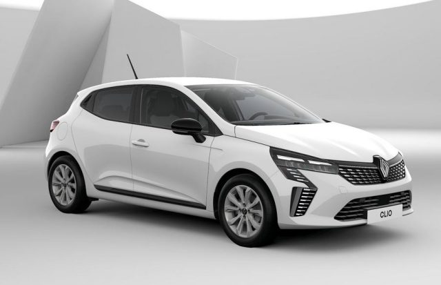 RENAULT Clio Benzina/GPL 2025 usata