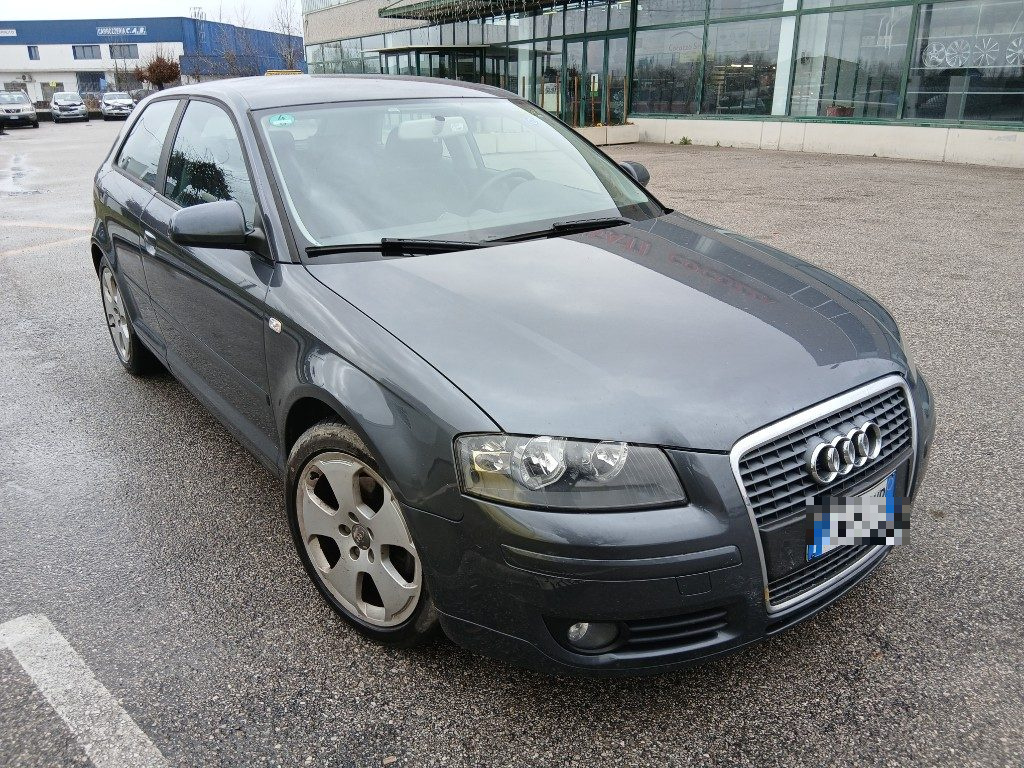 Immagine di AUDI A3 2.0 16V TDI del 08/2007 km 415574