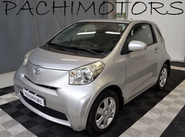 toyota iq 1.0 automatica unico proprietario ok neopatentati usata