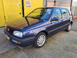 VOLKSWAGEN Golf 1.6 cat 5 porte ok neopatentati