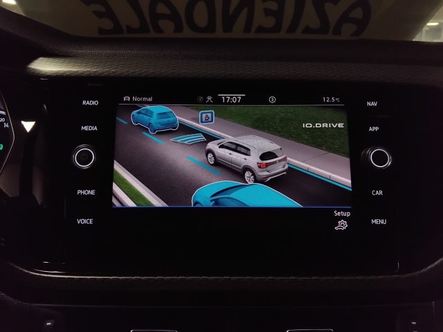 VOLKSWAGEN T-CROSS 1.5 TSI DSG STYLE R-LINE VIDEO - foto 23