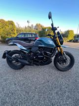 MOTO MORINI Seiemmezzo .