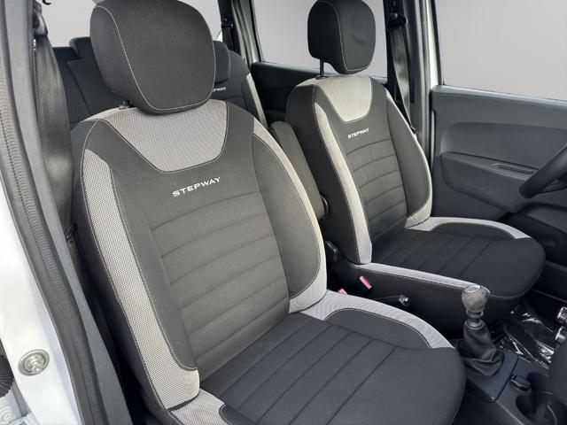 DACIA LODGY STEPWAY 1.5 BLUE DCI 8V 115CV 7  - foto 15