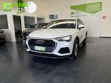AUDI Q3 35 TDI S tronic Business