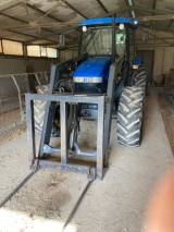 NEW HOLLAND TD95D ANNO 2003 ORE 314CON CARICAT.FRONTALE OMA