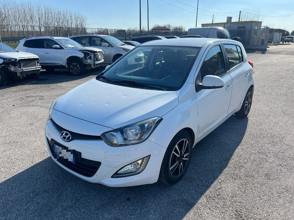 Immagine di HYUNDAI i20 1.1 CRDi 5p. del 11/2012 km 371501
