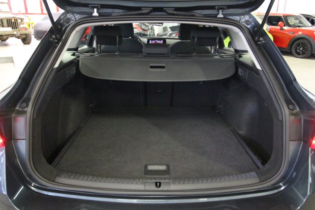 SEAT LEON SPORTSTOURER 2.0 TDI STYLE 115CV - foto 24