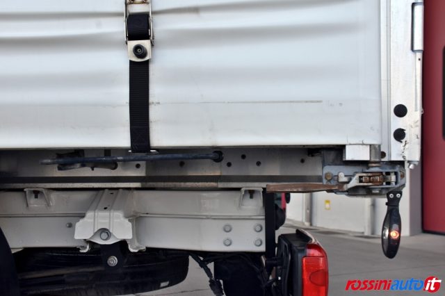 VOLKSWAGEN CRAFTER 50/35 2.0 BITDI 177CV DSG L4 FUR - foto 42