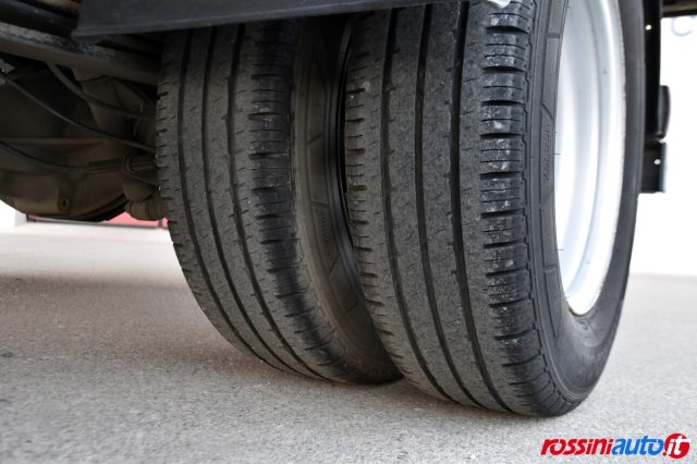 VOLKSWAGEN CRAFTER 50/35 2.0 BITDI 177CV DSG L4 FUR - foto 47