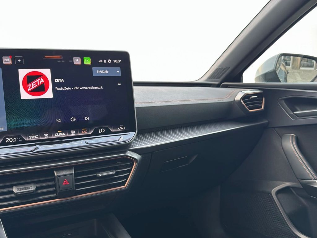 immagine usato CUPRA Leon sportstourer 2.0 tdi 150cv dsg