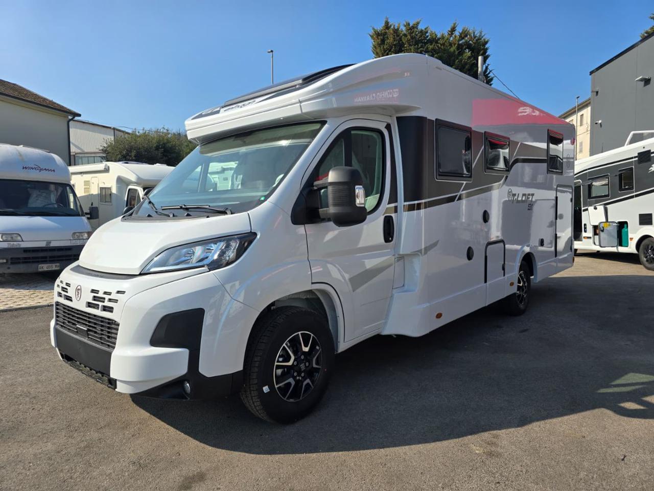 ELNAGH T-LOFT 530 - 5