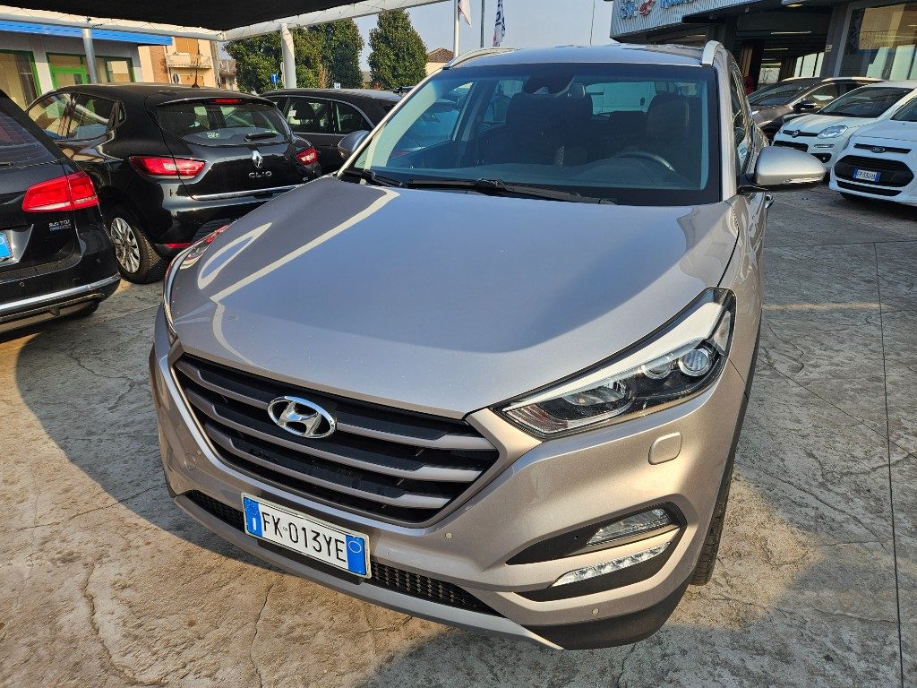 HYUNDAI Tucson 1.7 CRDi XPossible - 2