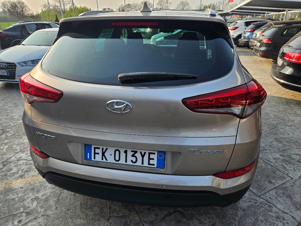 HYUNDAI Tucson 1.7 CRDi XPossible - 7