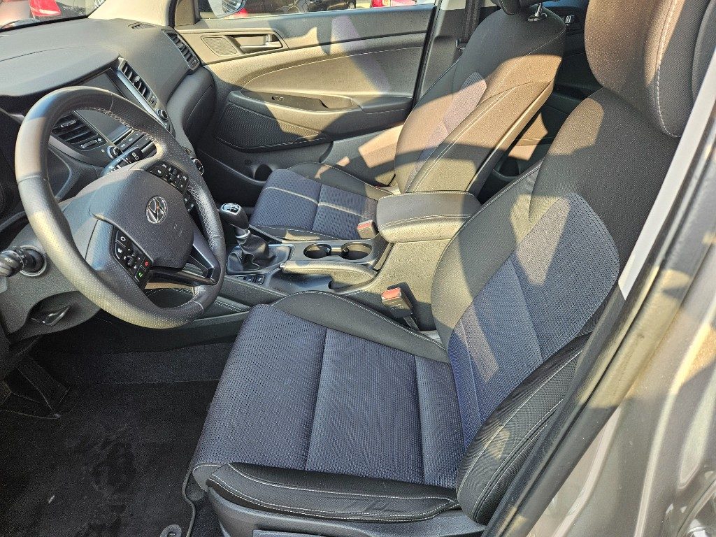 HYUNDAI Tucson 1.7 CRDi XPossible - 14