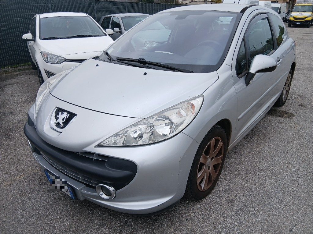 Immagine di PEUGEOT 207 1.6 HDi 110CV 3p. del 07/2006 km 214204