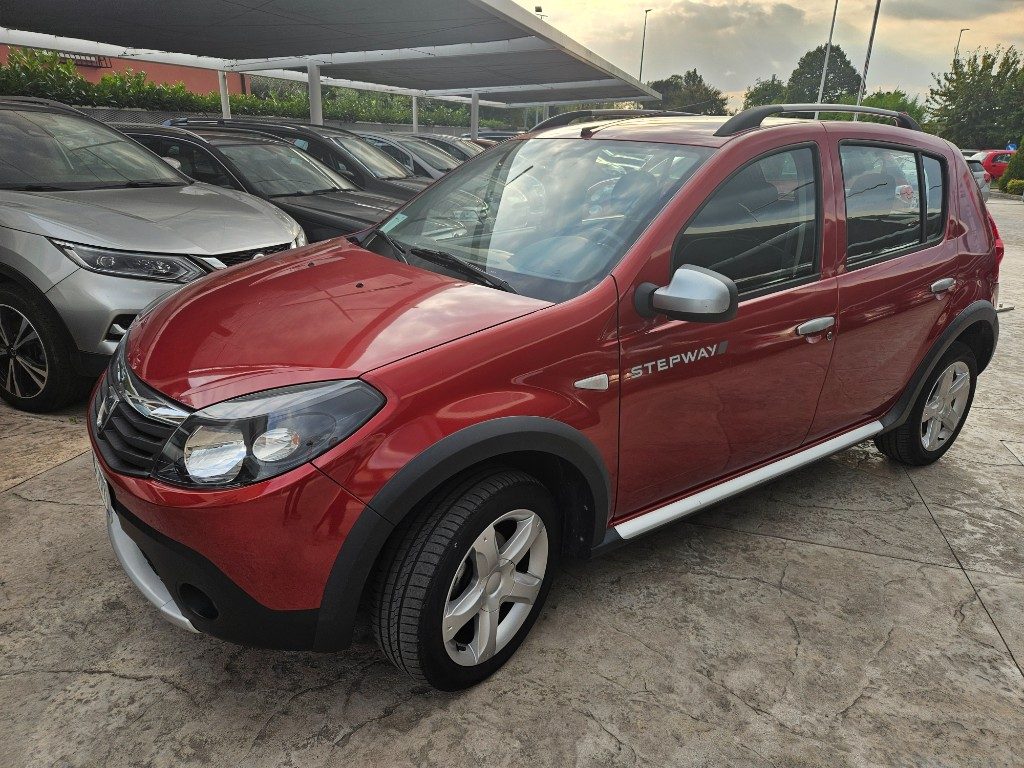 DACIA Sandero Stepway 1.5 dCi 90CV - 2