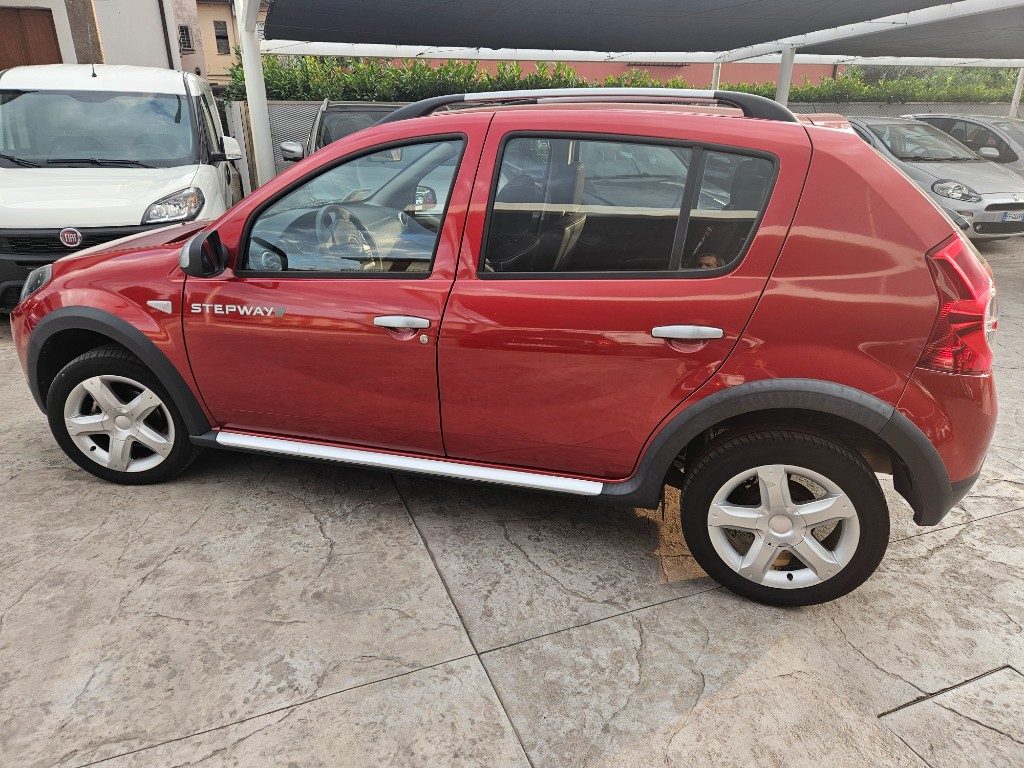DACIA Sandero Stepway 1.5 dCi 90CV - 10