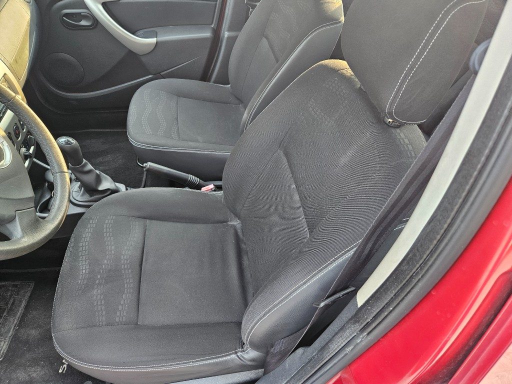 DACIA Sandero Stepway 1.5 dCi 90CV - 11