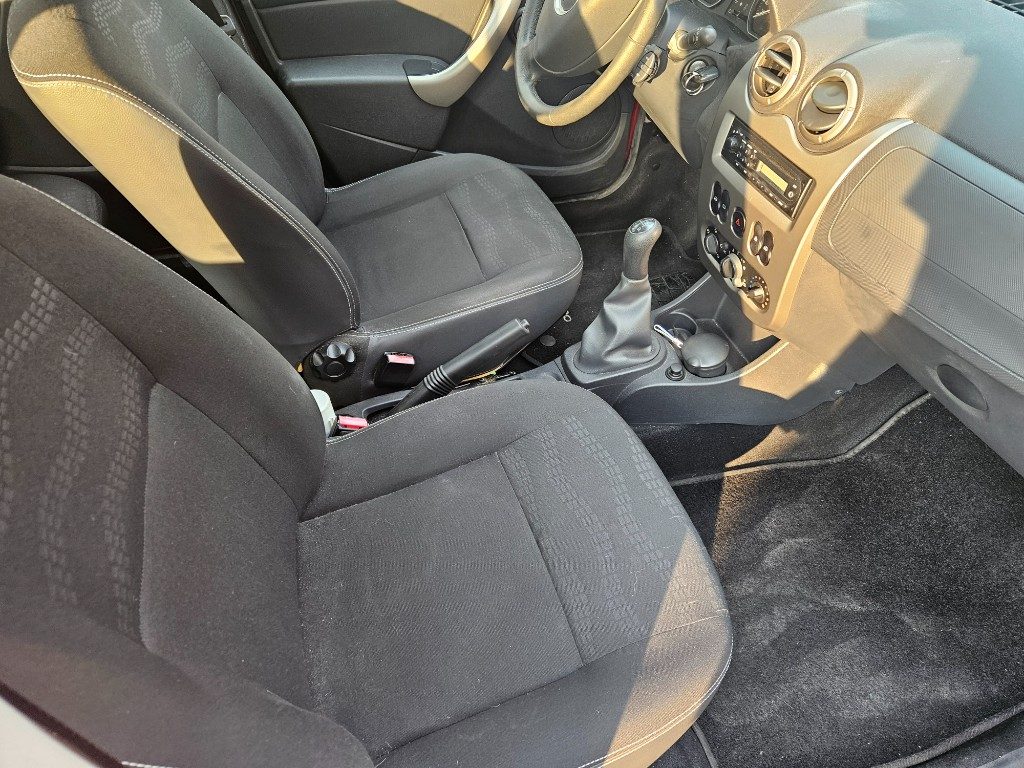 DACIA Sandero Stepway 1.5 dCi 90CV - 5