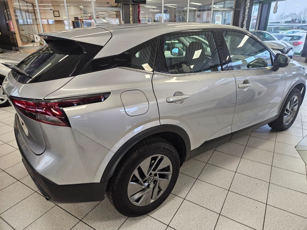 NISSAN Qashqai MHEV 158 CV Xtronic Style Edition - 3