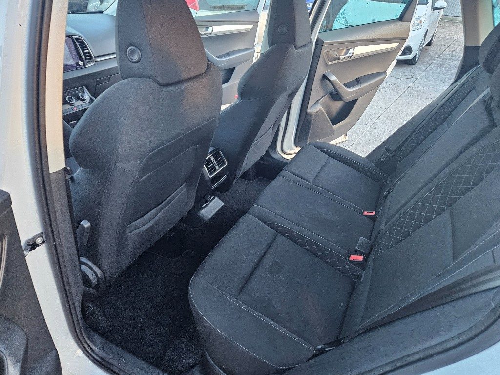 SKODA Karoq 2.0 TDI EVO SCR 4x4 DSG Executive - 23