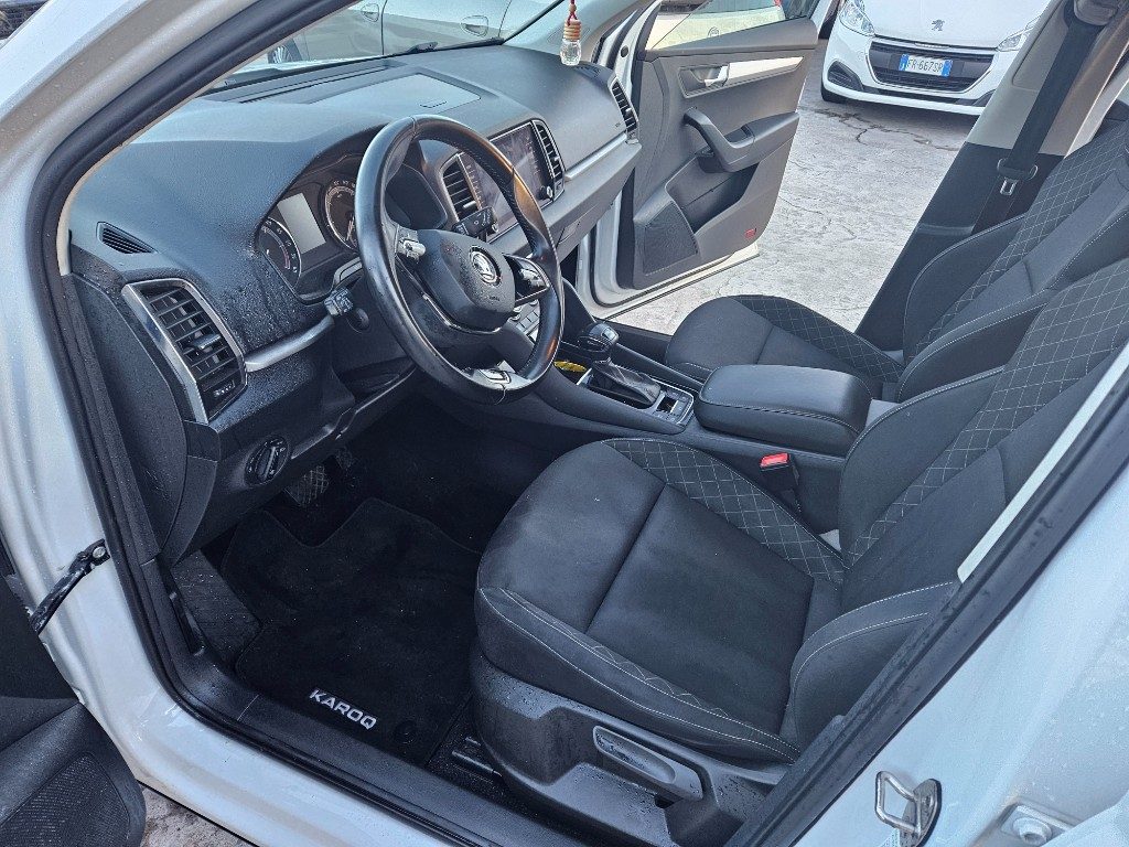 SKODA Karoq 2.0 TDI EVO SCR 4x4 DSG Executive - 24