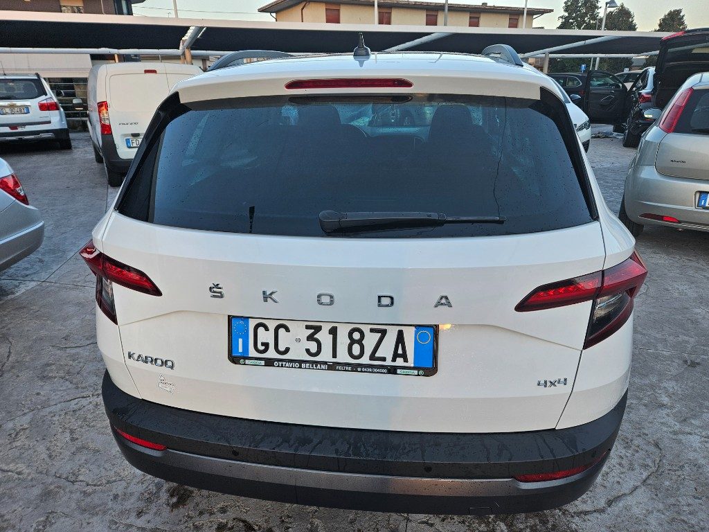 SKODA Karoq 2.0 TDI EVO SCR 4x4 DSG Executive - 9