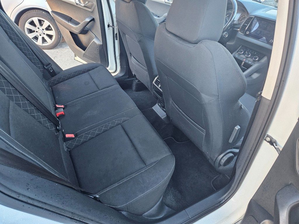 SKODA Karoq 2.0 TDI EVO SCR 4x4 DSG Executive - 21