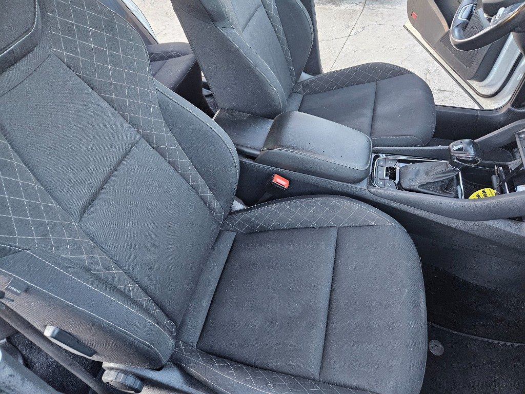 SKODA Karoq 2.0 TDI EVO SCR 4x4 DSG Executive - 20