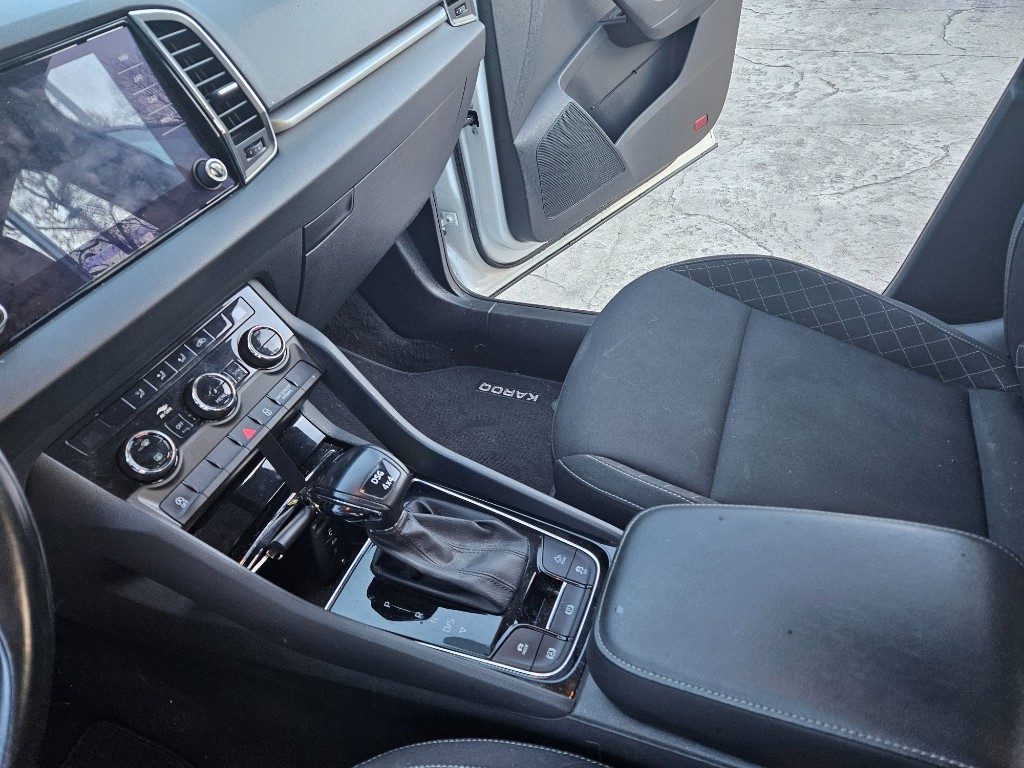 SKODA Karoq 2.0 TDI EVO SCR 4x4 DSG Executive - 27