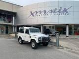 LAND ROVER Defender 90 2.2 TD4