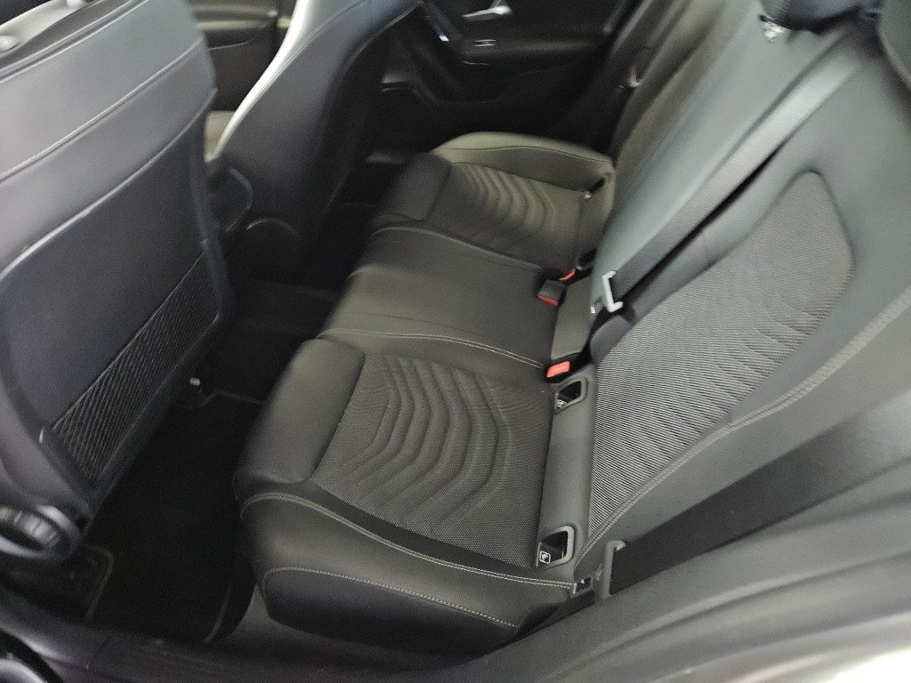 MERCEDES-BENZ A 180 d Automatic Premium - 13