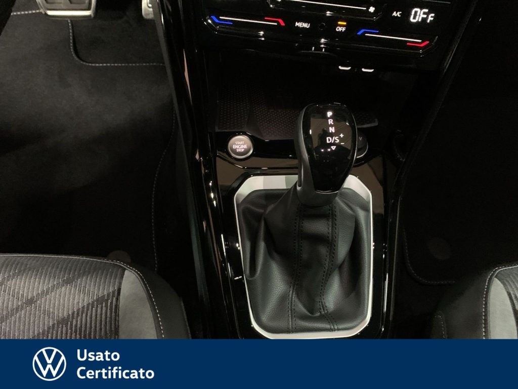 immagine km0 VOLKSWAGEN T-Roc 2.0 tdi r-line plus 150cv dsg