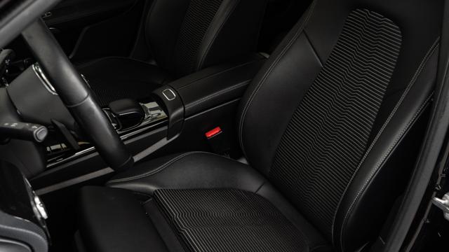 MERCEDES-BENZ A 180 D AUTO IVA NEOPATENTATI PERFETTA - foto 34