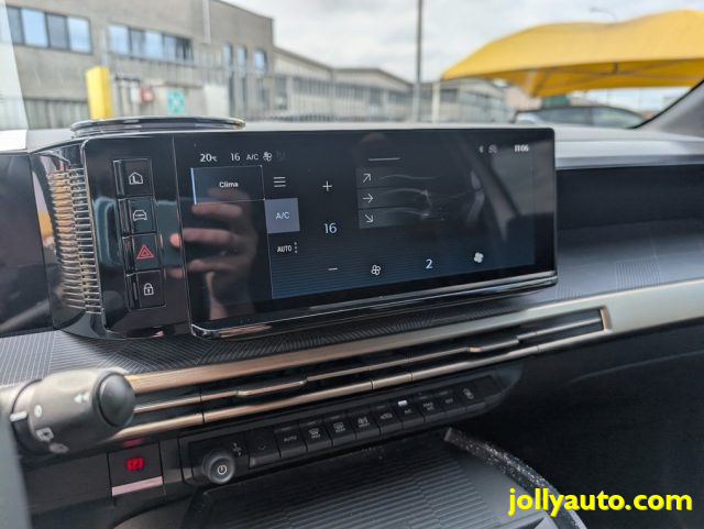 LANCIA YPSILON HYBRID E-DCT LX - OK NEOPATENTAT - foto 26