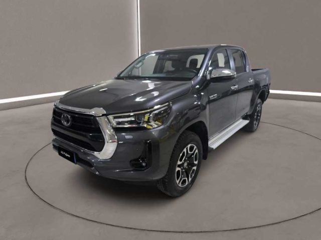 toyota hilux 4⪠serie - 2.4 d-4d a/t 4wd 4 porte double cab usata