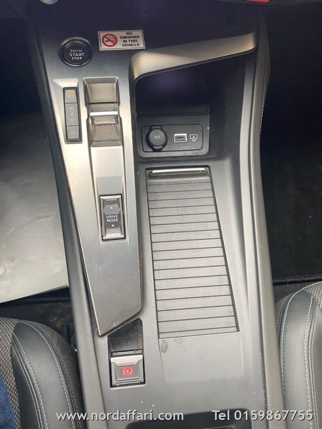 PEUGEOT 308 - foto: 11