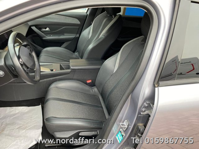 PEUGEOT 308 - foto: 13