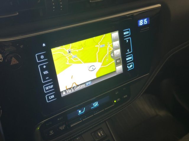 TOYOTA AURIS 1.8 HYBRID LOUNGE - foto 21