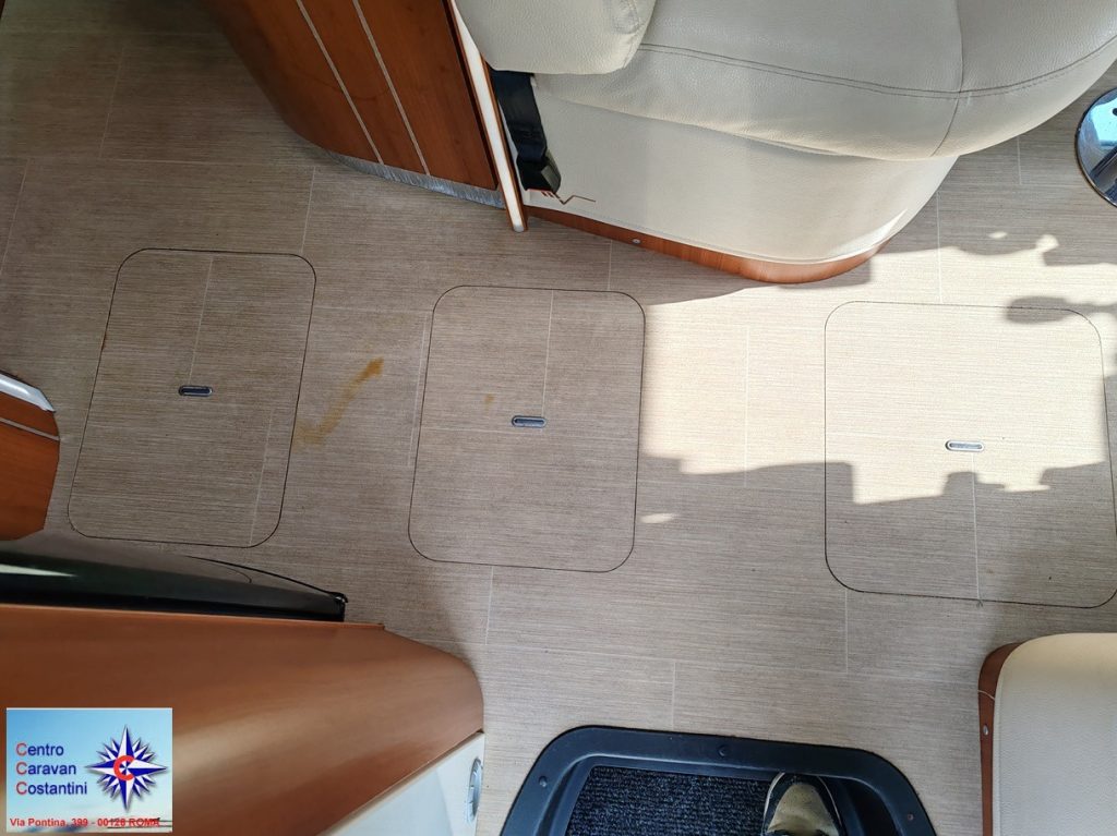 MOBILVETTA K - YACHT 89 TEKNOLINE 95 23444151 O 69b28620b618b