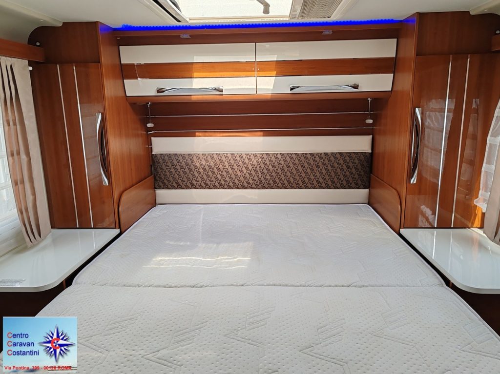 MOBILVETTA K - YACHT 89 TEKNOLINE 102 23444151 O 69b2862322d90