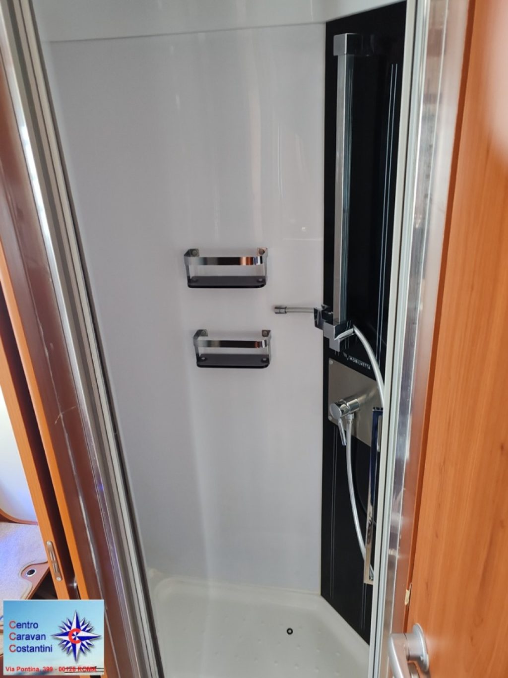 MOBILVETTA K - YACHT 89 TEKNOLINE 113 23444151 O 69b2862a6860a