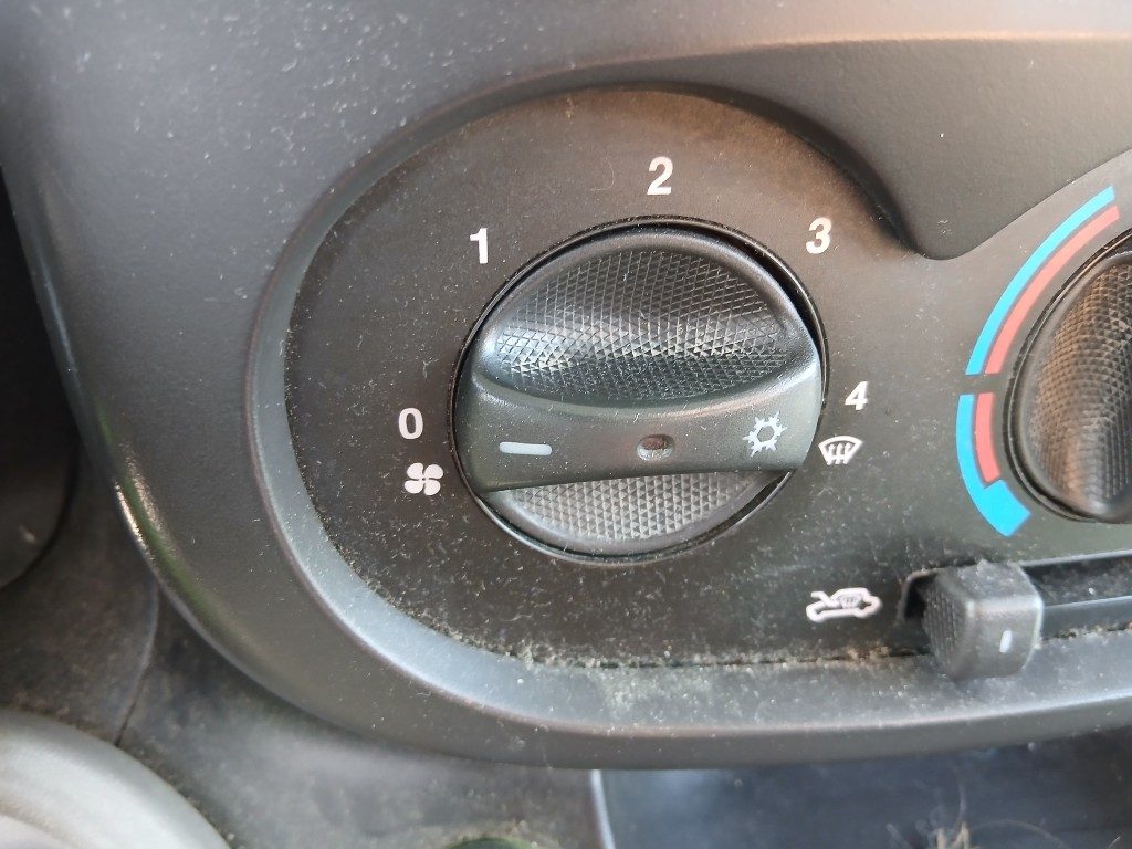 Immagine di FIAT Doblo 1.6 16V Natural Power Active del 04/2009 km 296706