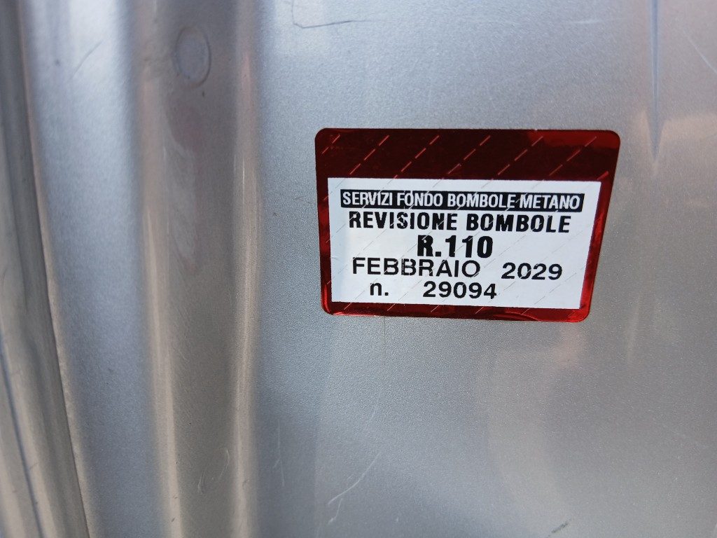 Immagine di FIAT Doblo 1.6 16V Natural Power Active del 04/2009 km 296706